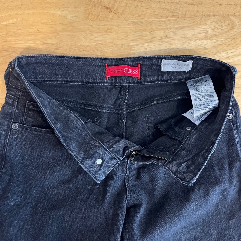 Guess Womens EMMA Skinny Jeans Faded Black Mid Rise Denim Iconic Logo Size 29 - Picture 13 of 16